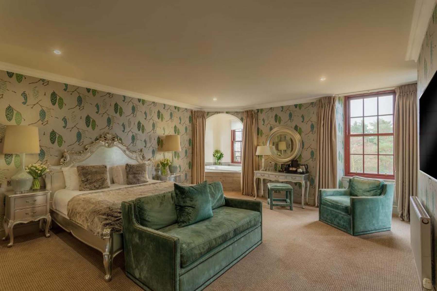 Clyde Suite