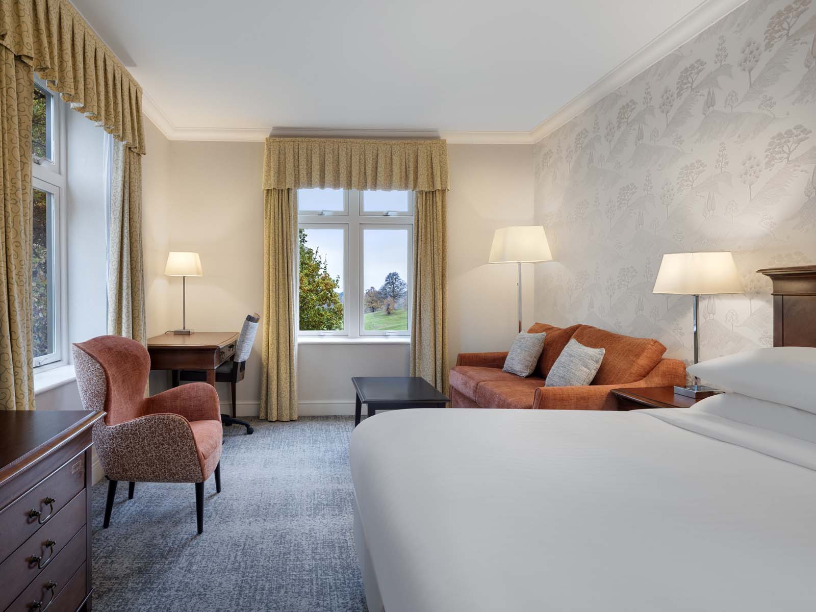 Superior King Room