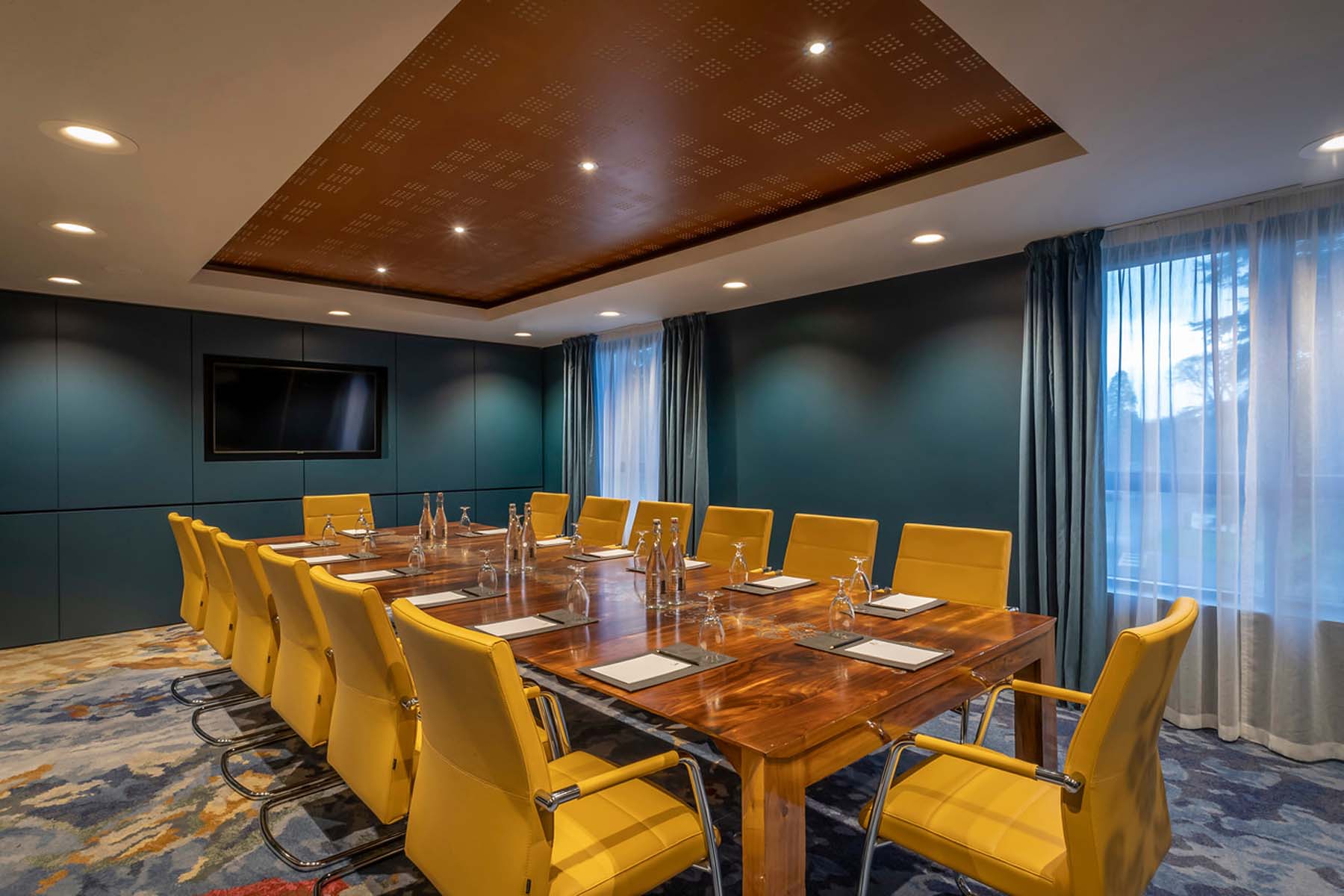 Leinster Boardroom